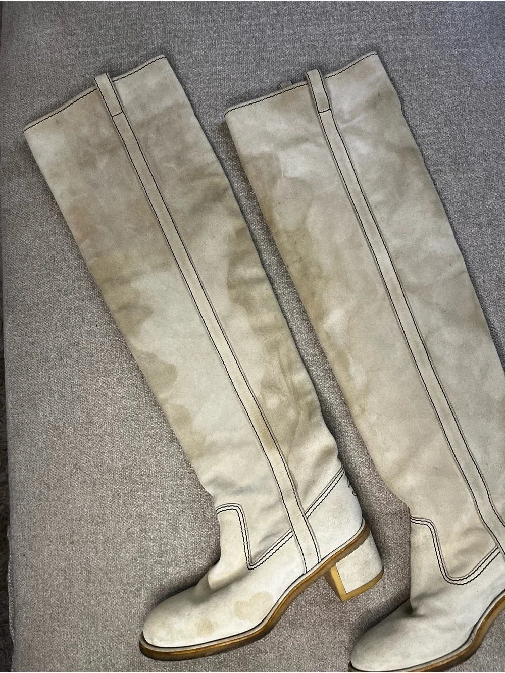Vintage CHANEL Knee High Suede Boots Light Beige EU 38 Fold-over Gold Interior